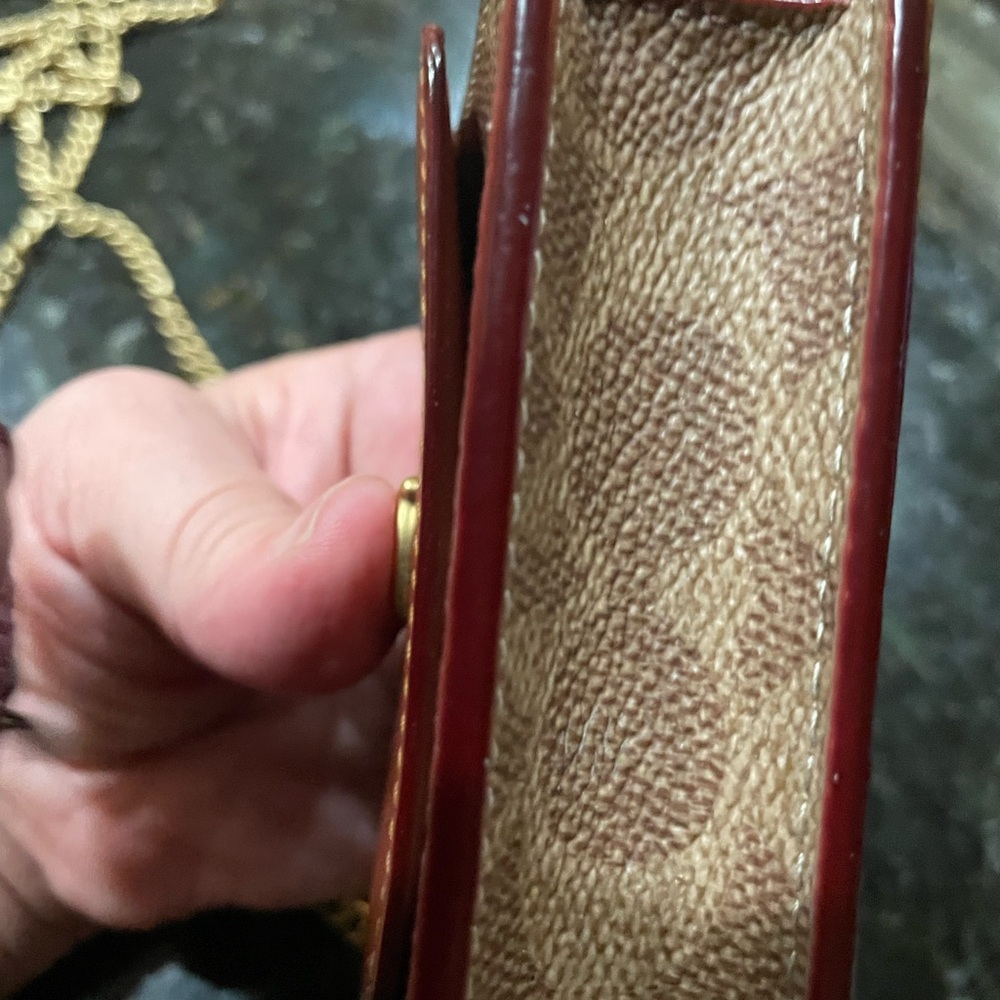 NWOT with a box Coach Brown Leather Mini Bag with original Coach gold chain. - Picture 13 of 14